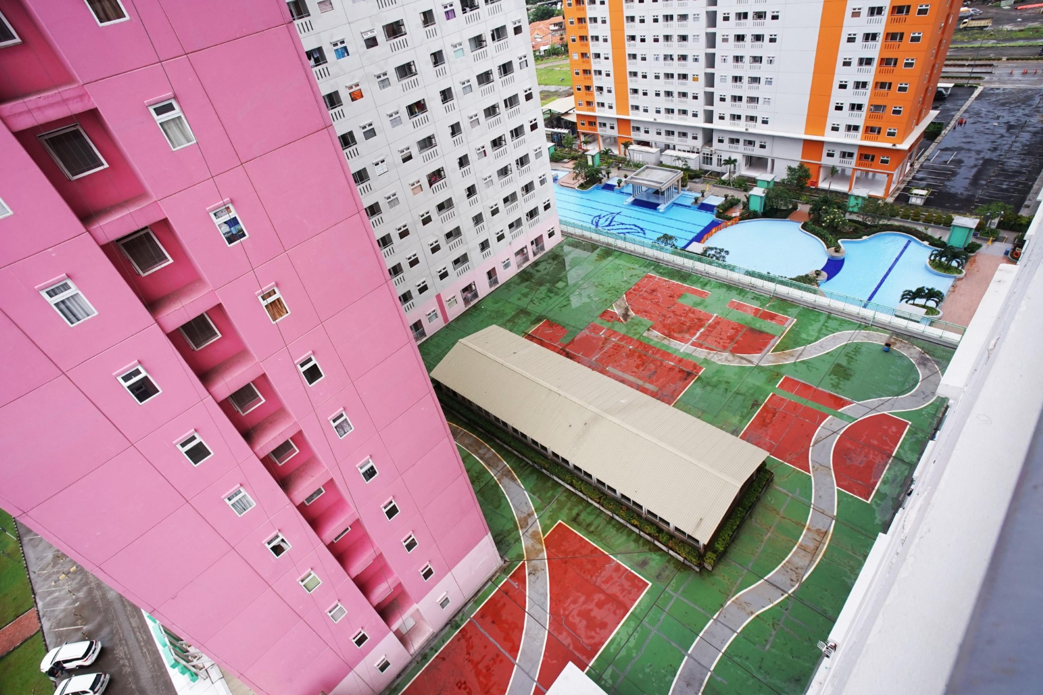 Green Pramuka Apartement By Vici Jakarta Exteriör bild